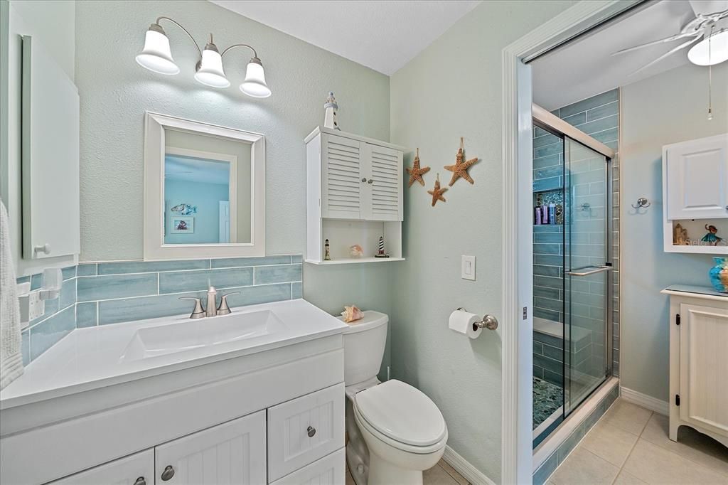 En Venta: $319,000 (2 camas, 2 baños, 930 Pies cuadrados)