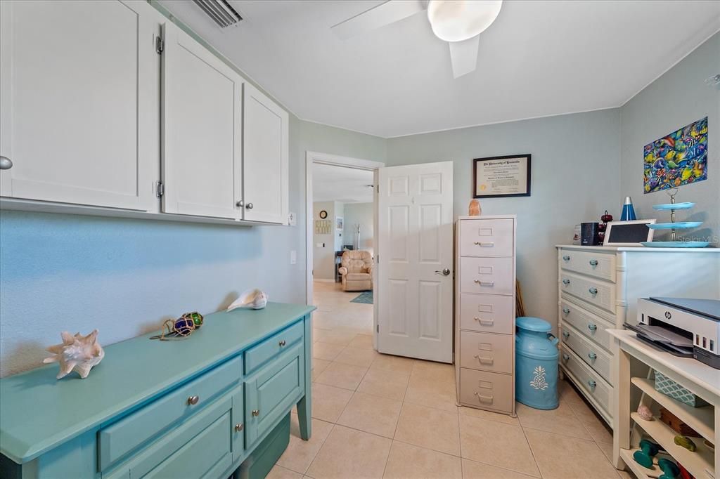 En Venta: $319,000 (2 camas, 2 baños, 930 Pies cuadrados)