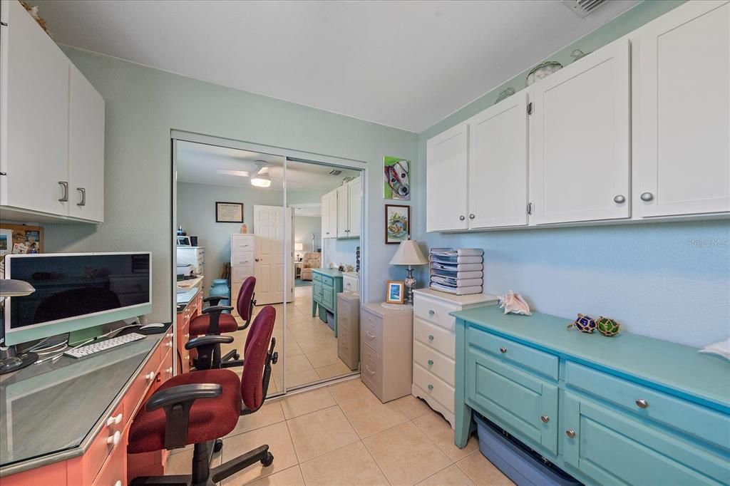 En Venta: $319,000 (2 camas, 2 baños, 930 Pies cuadrados)