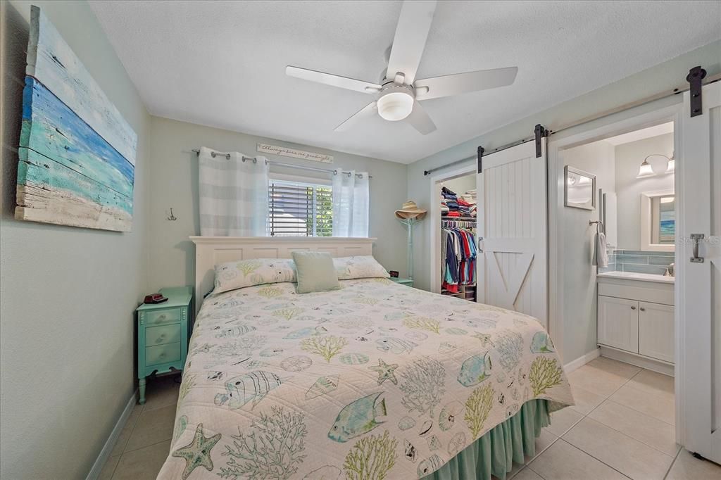 En Venta: $319,000 (2 camas, 2 baños, 930 Pies cuadrados)