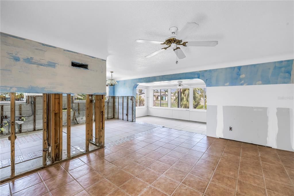 待售: $770,000 (3 贝兹, 2 浴室, 1515 平方英尺)