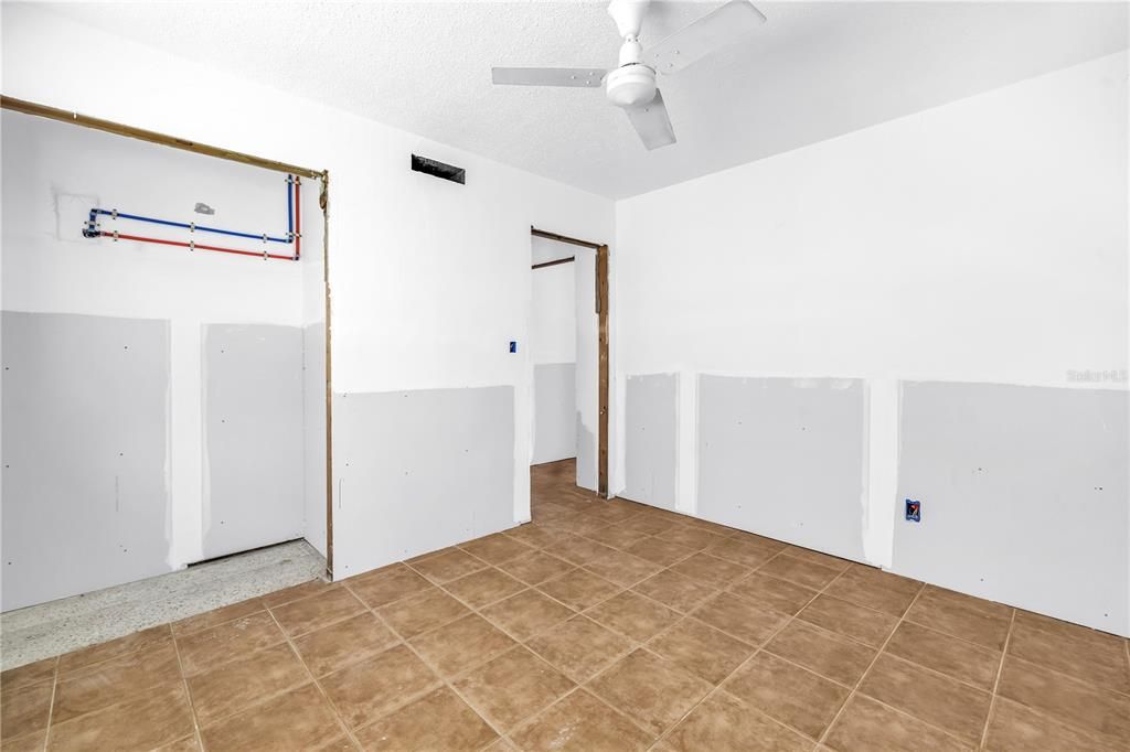 待售: $770,000 (3 贝兹, 2 浴室, 1515 平方英尺)