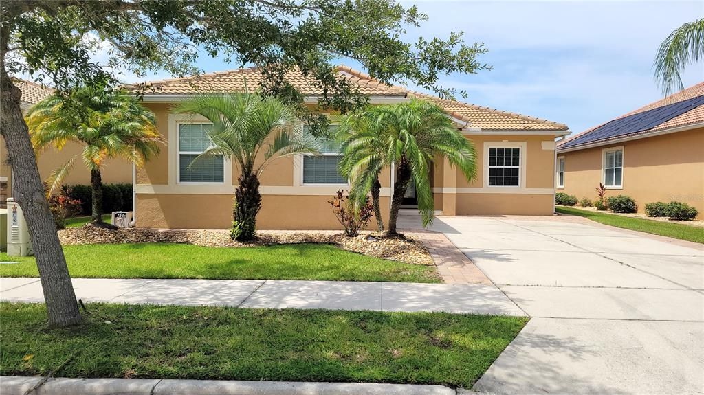 合同活跃: $499,999 (3 贝兹, 2 浴室, 2136 平方英尺)