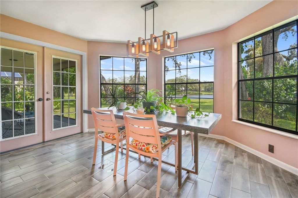 For Sale: $425,000 (3 beds, 2 baths, 1647 Square Feet)