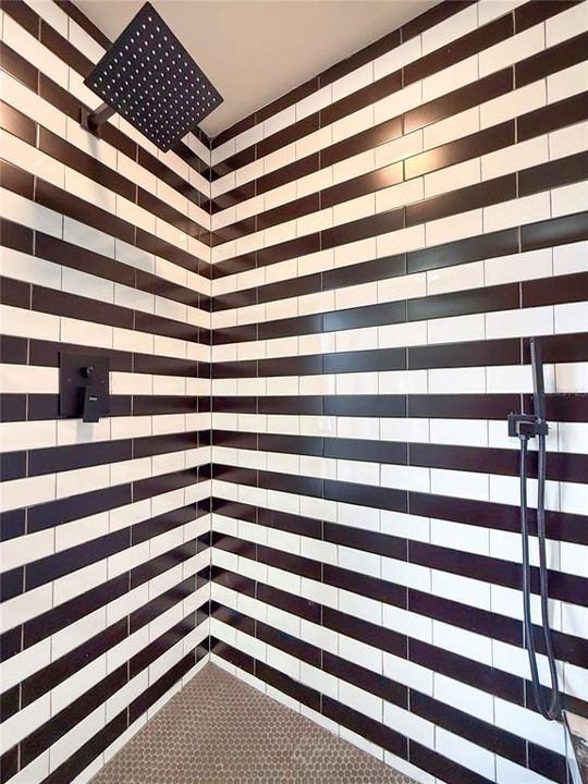 For Sale: $425,000 (3 beds, 2 baths, 1647 Square Feet)