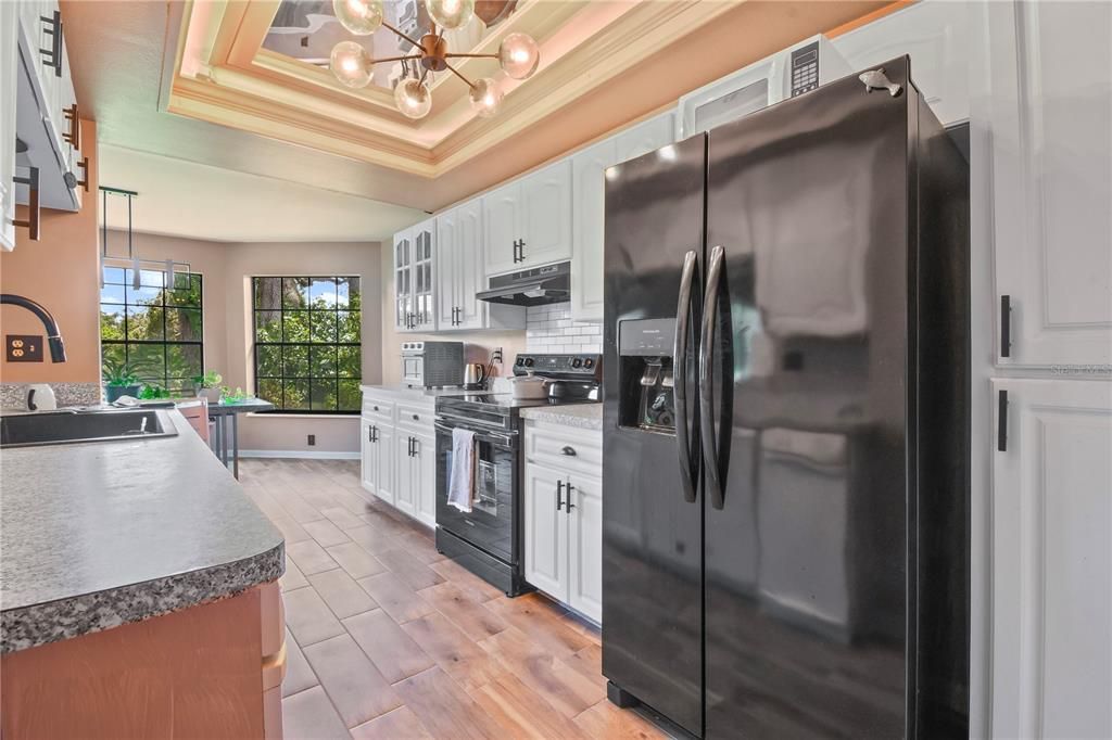 For Sale: $425,000 (3 beds, 2 baths, 1647 Square Feet)