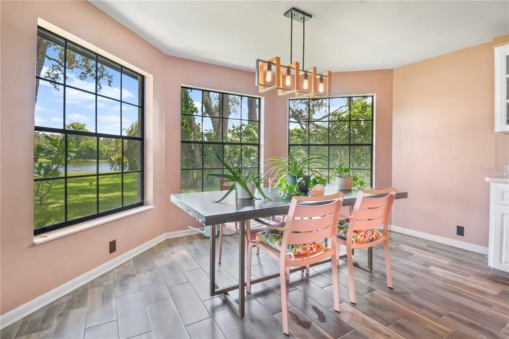 For Sale: $425,000 (3 beds, 2 baths, 1647 Square Feet)