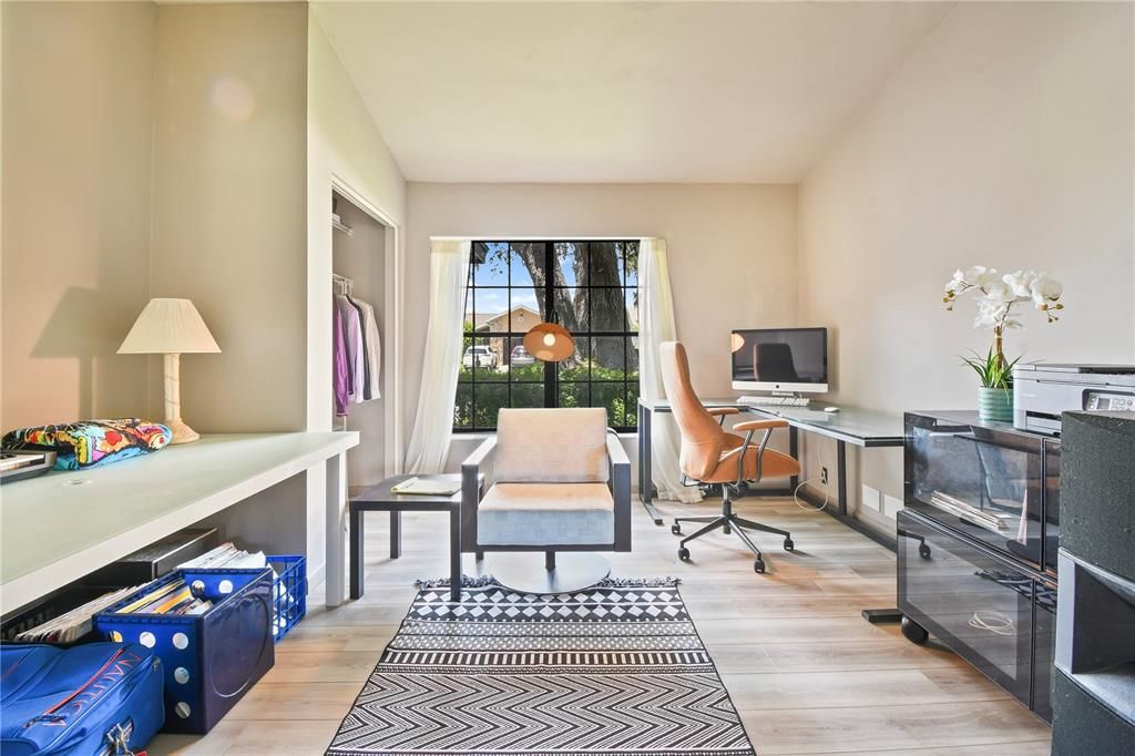 For Sale: $425,000 (3 beds, 2 baths, 1647 Square Feet)