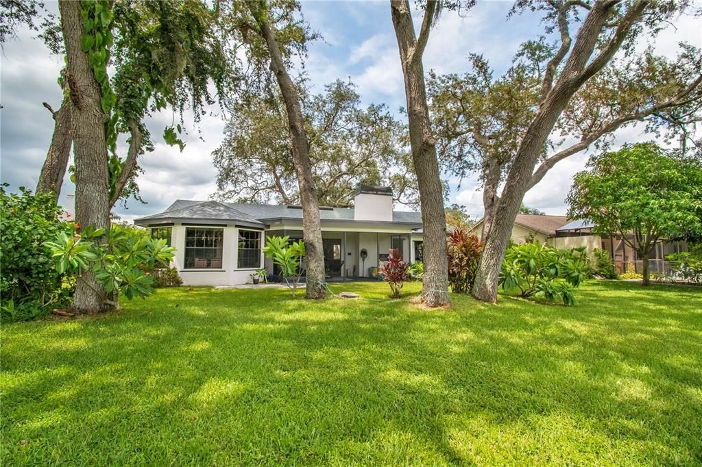 For Sale: $425,000 (3 beds, 2 baths, 1647 Square Feet)