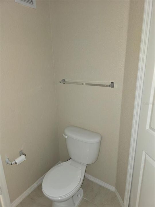 Под контрактом: $219,900 (2 спален, 2 ванн, 1112 Квадратных фут)