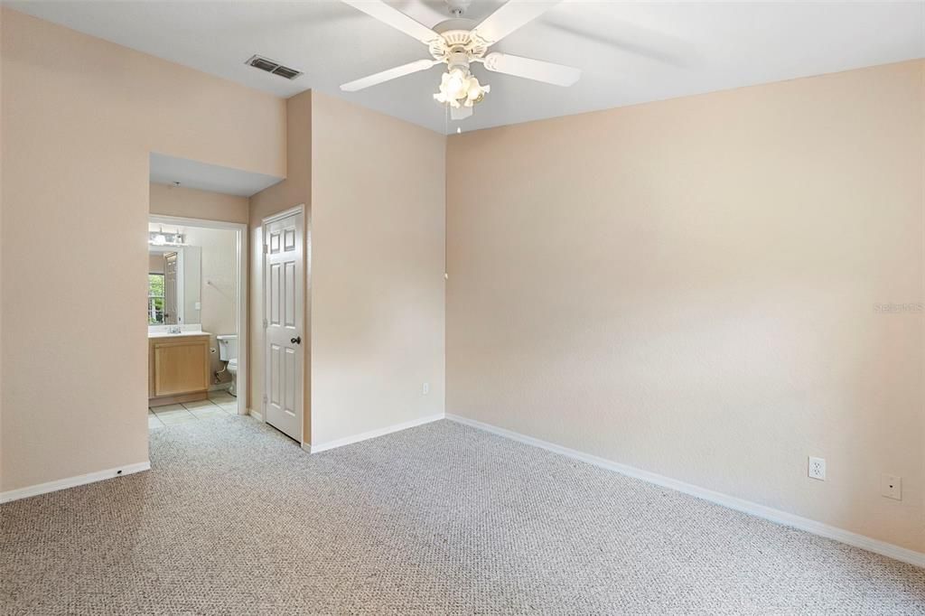 For Sale: $210,000 (3 beds, 2 baths, 1168 Square Feet)