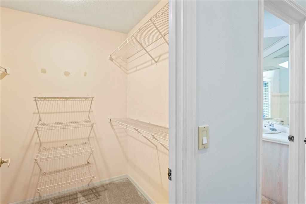 For Sale: $748,500 (3 beds, 2 baths, 2646 Square Feet)