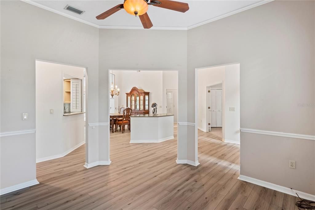 For Sale: $748,500 (3 beds, 2 baths, 2646 Square Feet)