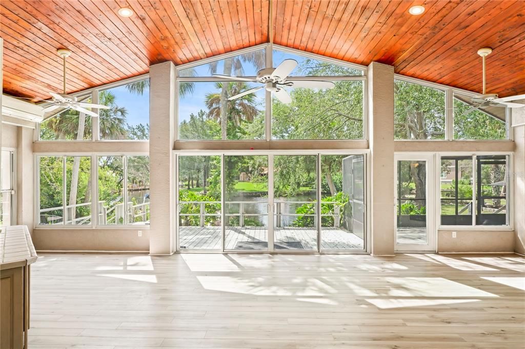 For Sale: $748,500 (3 beds, 2 baths, 2646 Square Feet)