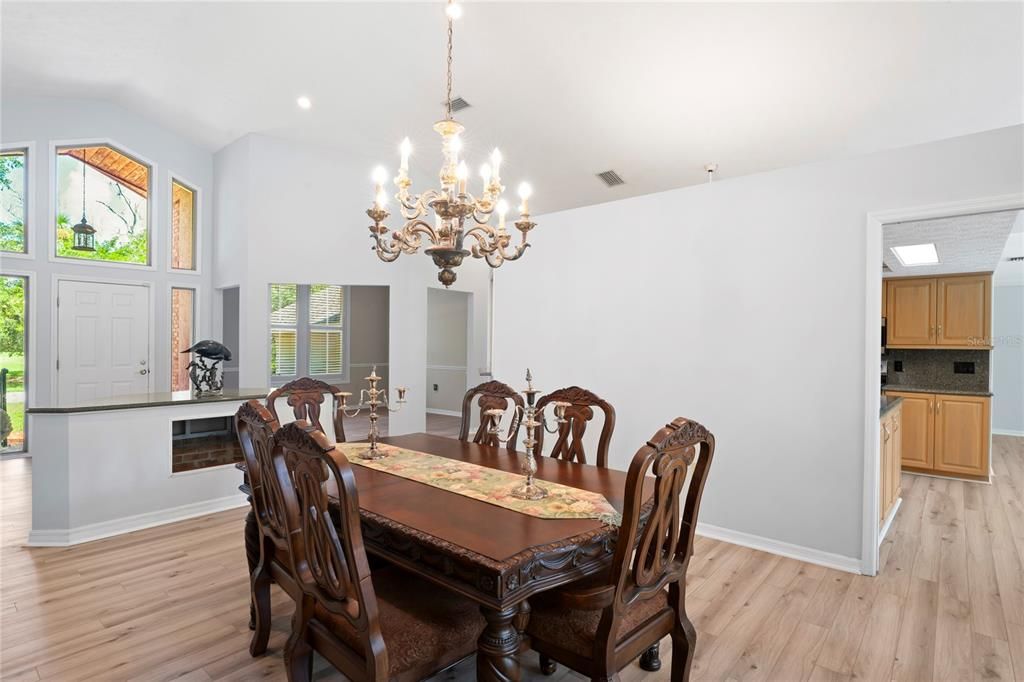 For Sale: $748,500 (3 beds, 2 baths, 2646 Square Feet)