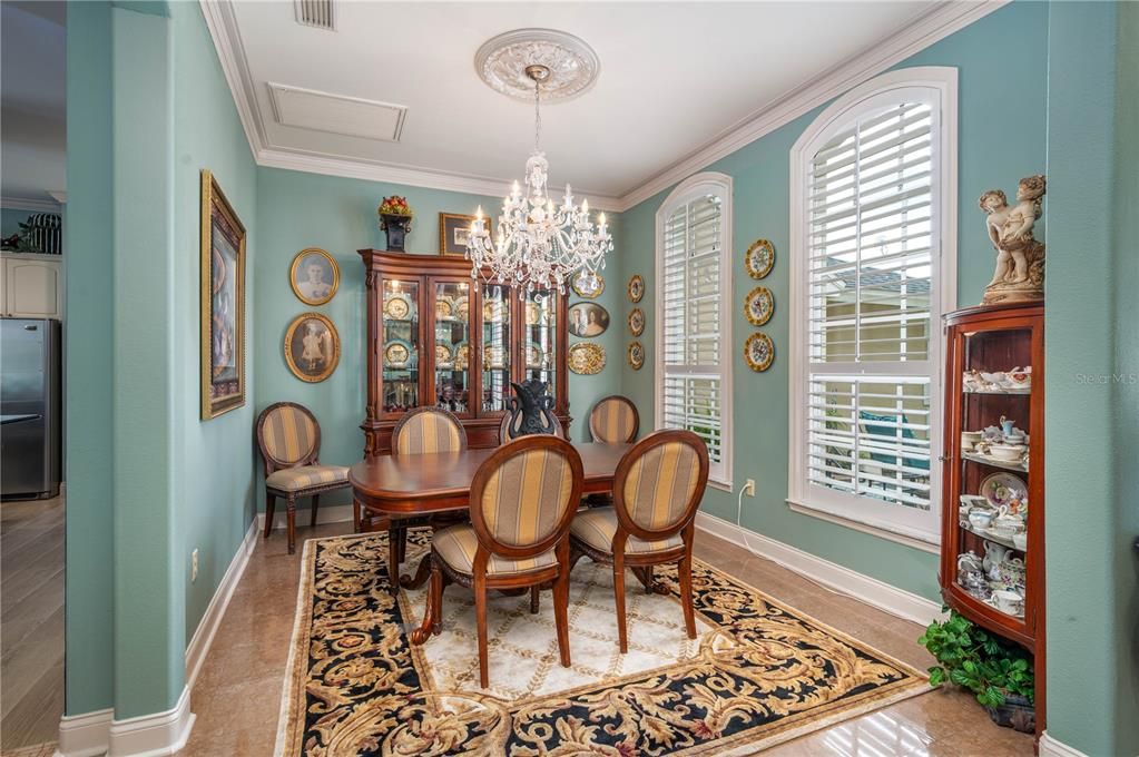 Под контрактом: $559,000 (4 спален, 3 ванн, 2716 Квадратных фут)