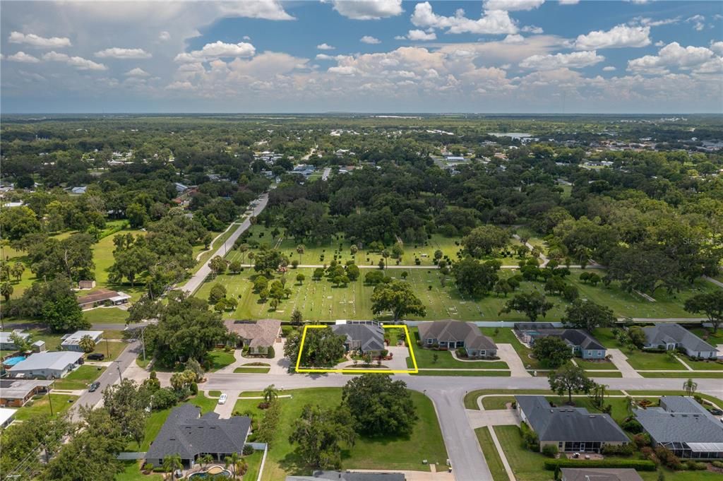 Под контрактом: $559,000 (4 спален, 3 ванн, 2716 Квадратных фут)