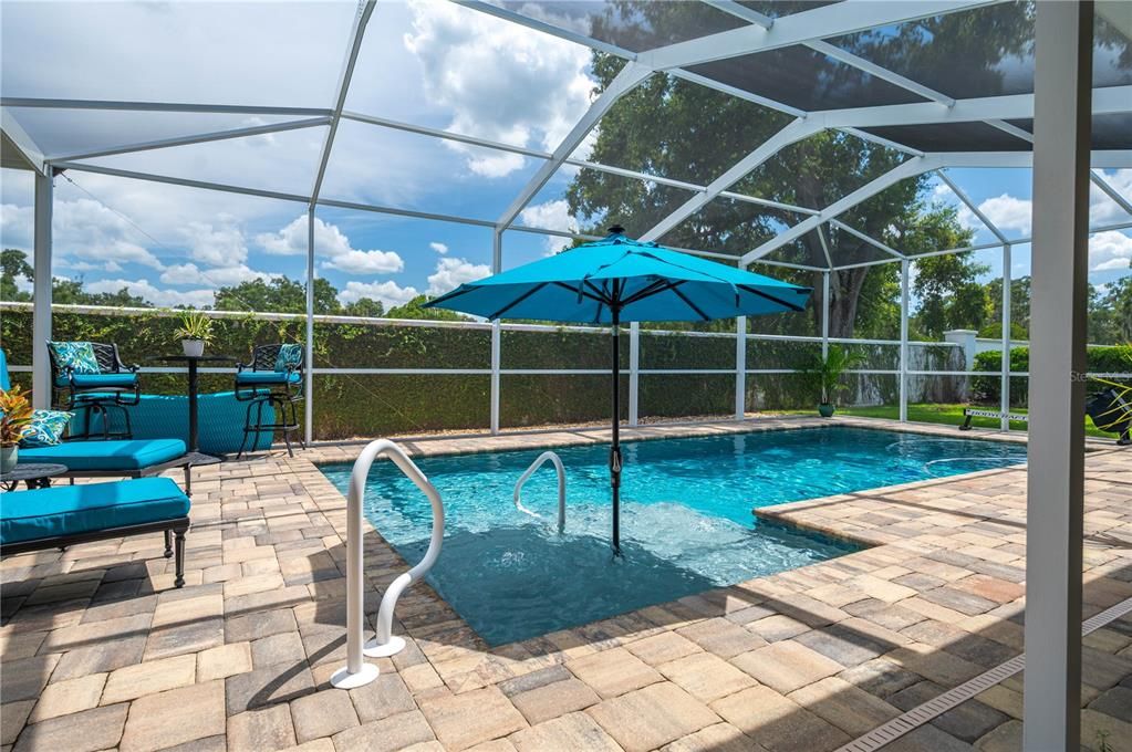 Под контрактом: $559,000 (4 спален, 3 ванн, 2716 Квадратных фут)