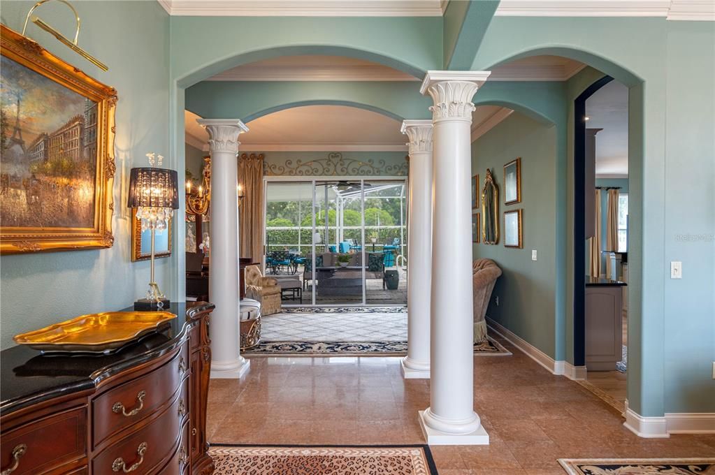 Под контрактом: $559,000 (4 спален, 3 ванн, 2716 Квадратных фут)