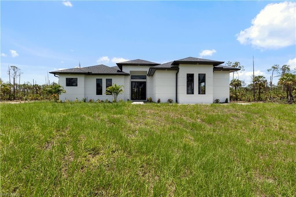 最近售出: $659,000 (3 贝兹, 2 浴室, 1965 平方英尺)