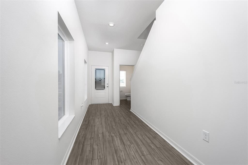 待售: $343,900 (4 贝兹, 2 浴室, 1811 平方英尺)