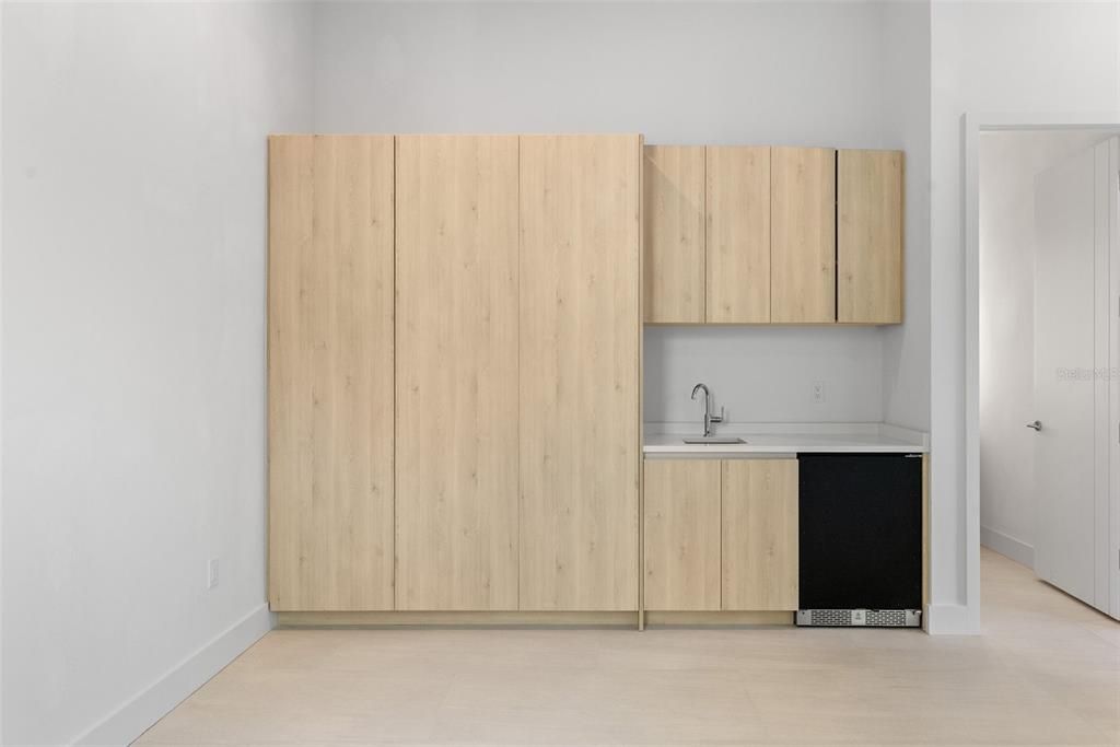 待售: $6,700,000 (5 贝兹, 5 浴室, 6054 平方英尺)