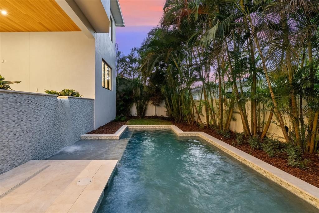 待售: $6,700,000 (5 贝兹, 5 浴室, 6054 平方英尺)