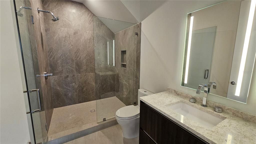 待售: $6,800,000 (5 贝兹, 5 浴室, 6054 平方英尺)