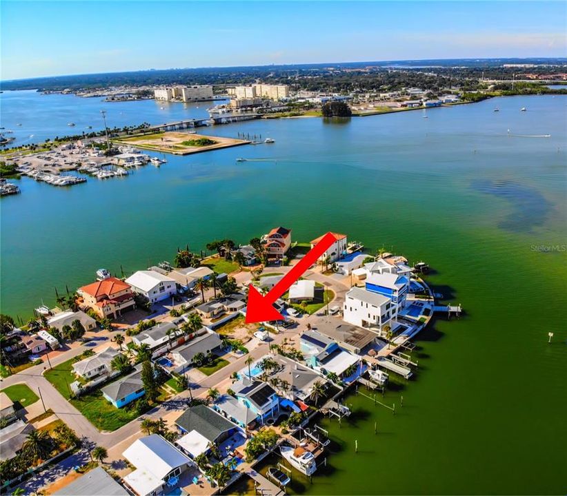 待售: $375,000 (0.08 acres)