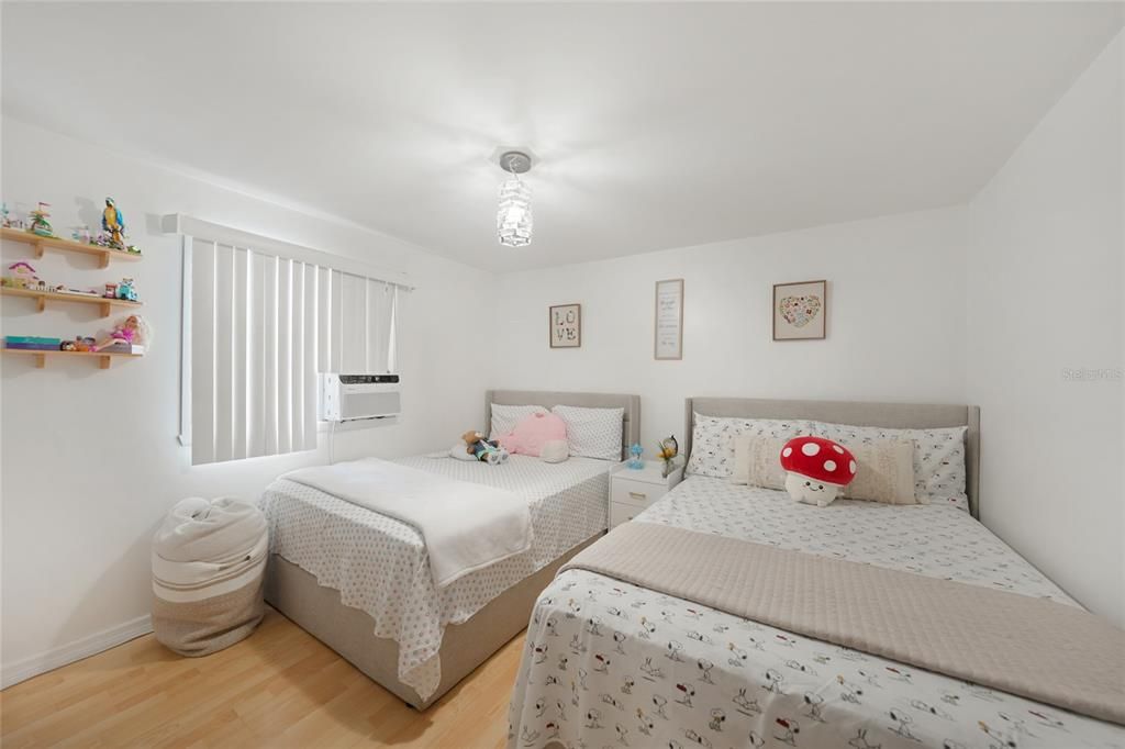 En Venta: $130,000 (3 camas, 2 baños, 1164 Pies cuadrados)