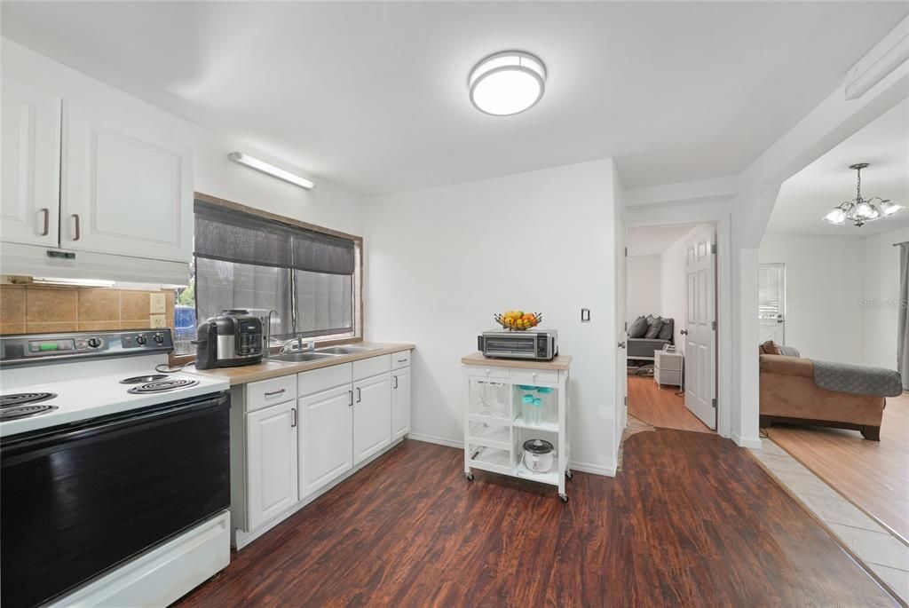 En Venta: $130,000 (3 camas, 2 baños, 1164 Pies cuadrados)