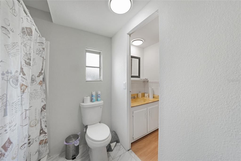 En Venta: $130,000 (3 camas, 2 baños, 1164 Pies cuadrados)