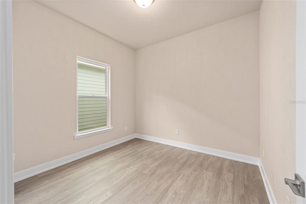 Active With Contract: $365,000 (3 beds, 2 baths, 1640 Square Feet)