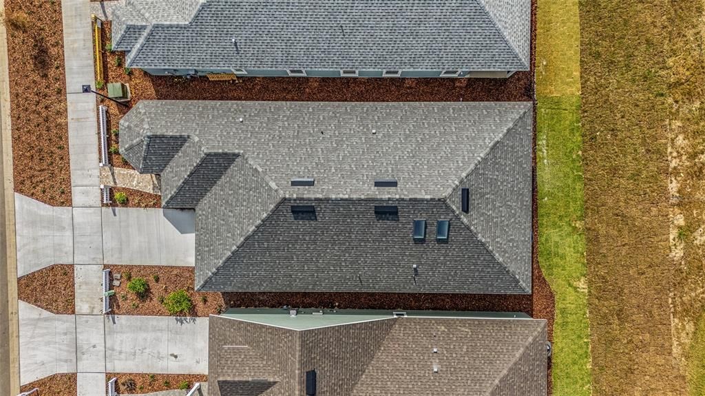 Active With Contract: $365,000 (3 beds, 2 baths, 1640 Square Feet)