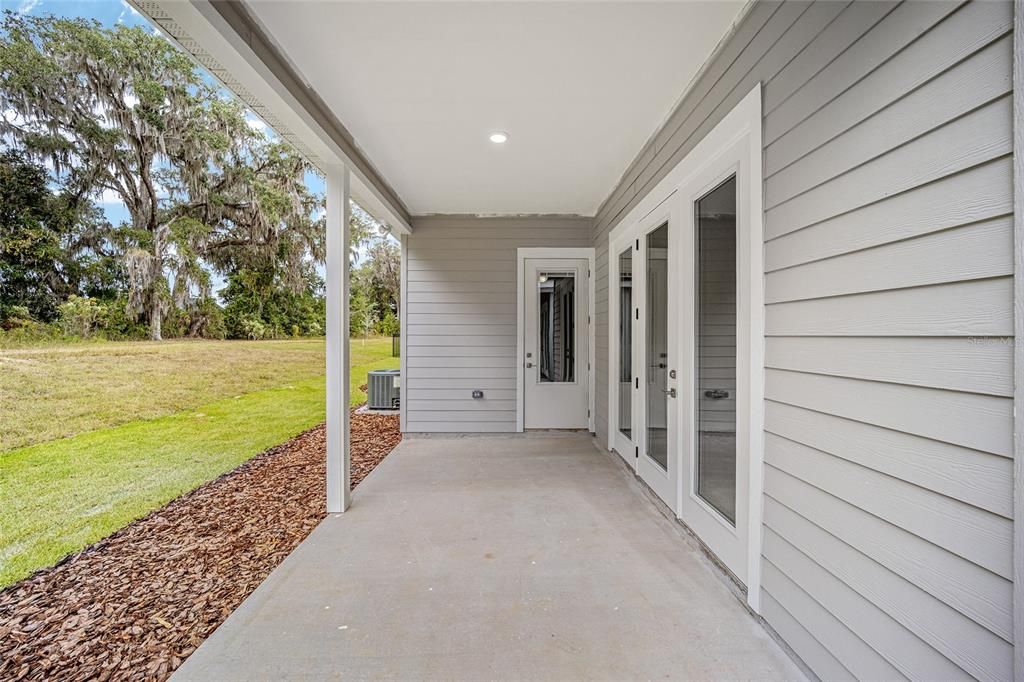 Active With Contract: $365,000 (3 beds, 2 baths, 1640 Square Feet)