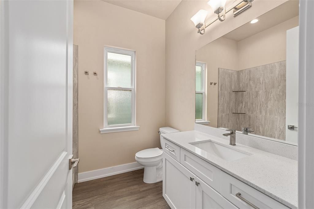 Active With Contract: $365,000 (3 beds, 2 baths, 1640 Square Feet)