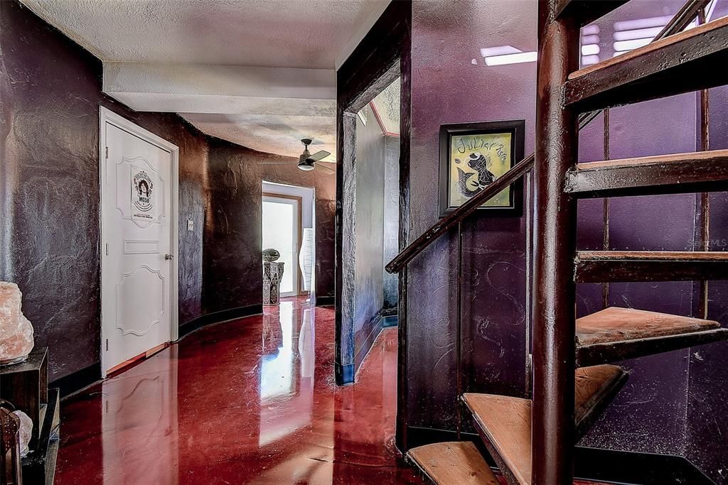 На продажу: $565,000 (2 спален, 2 ванн, 2039 Квадратных фут)