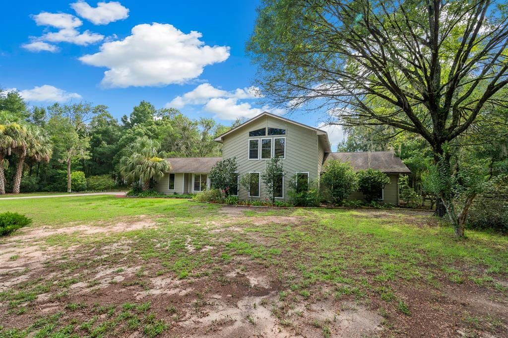 待售: $725,000 (3 贝兹, 3 浴室, 2840 平方英尺)