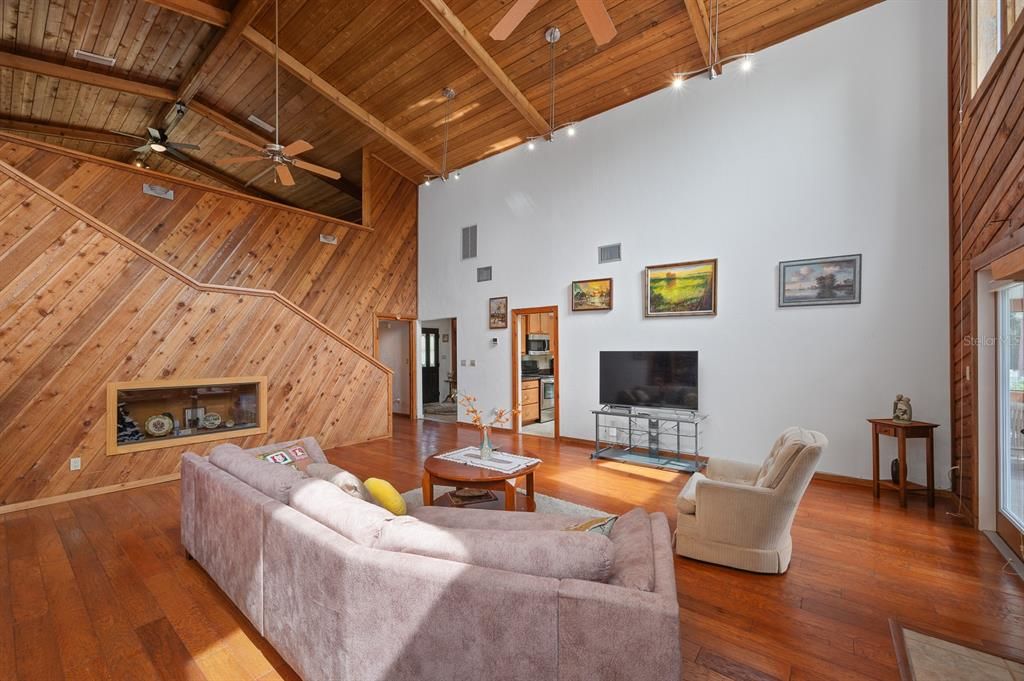 待售: $725,000 (3 贝兹, 3 浴室, 2840 平方英尺)