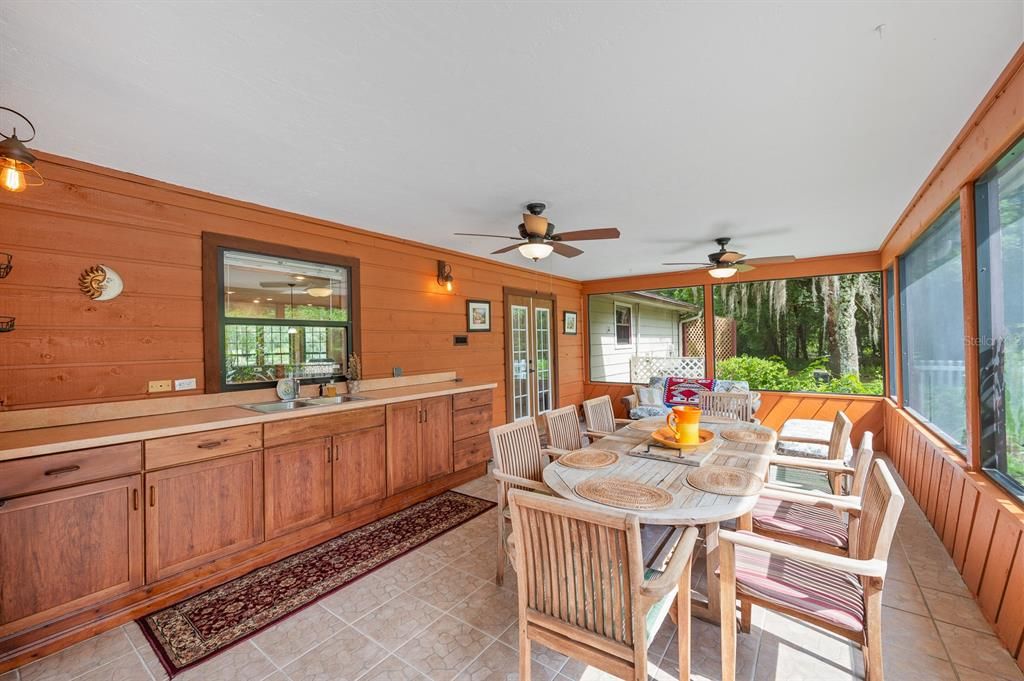 待售: $725,000 (3 贝兹, 3 浴室, 2840 平方英尺)