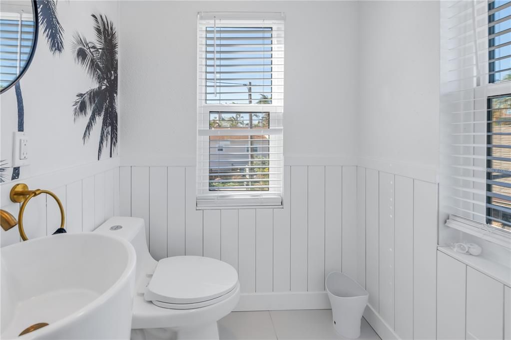 For Rent: $13,000 (3 beds, 2 baths, 1690 Square Feet)