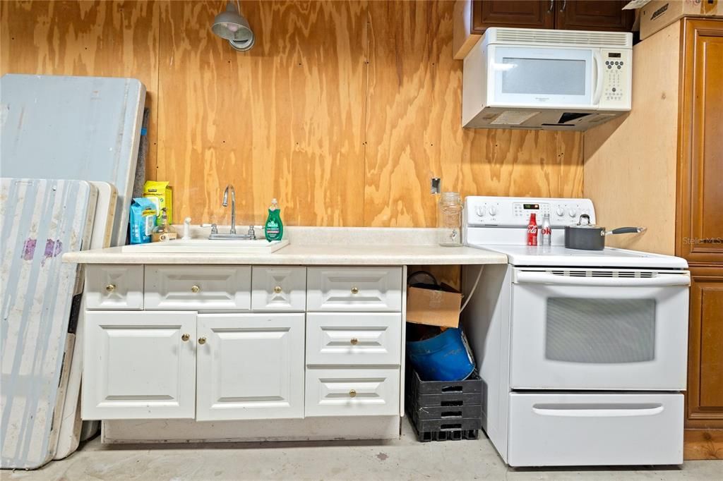 For Sale: $585,000 (25.23 acres)