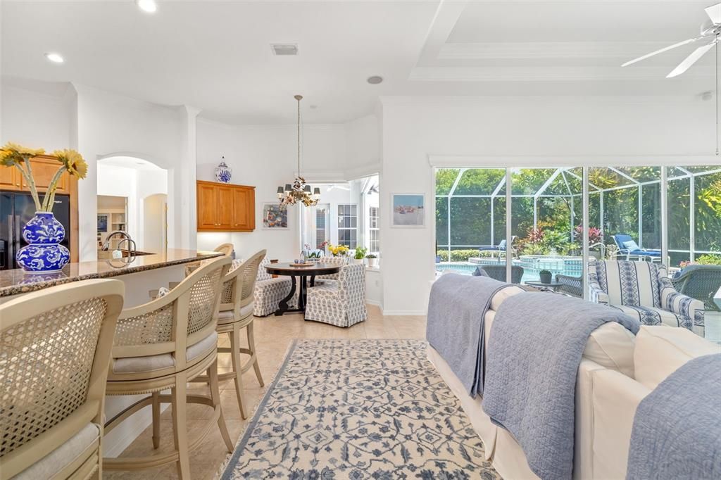 Activo con contrato: $1,074,900 (3 camas, 3 baños, 3174 Pies cuadrados)