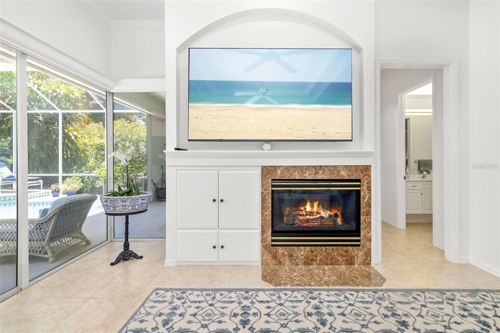 Activo con contrato: $1,074,900 (3 camas, 3 baños, 3174 Pies cuadrados)