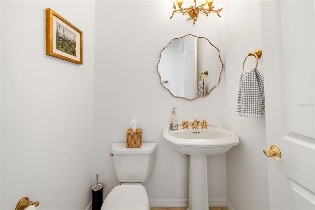 Activo con contrato: $1,074,900 (3 camas, 3 baños, 3174 Pies cuadrados)