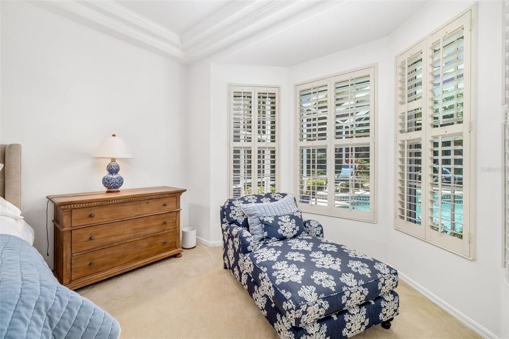 Activo con contrato: $1,074,900 (3 camas, 3 baños, 3174 Pies cuadrados)