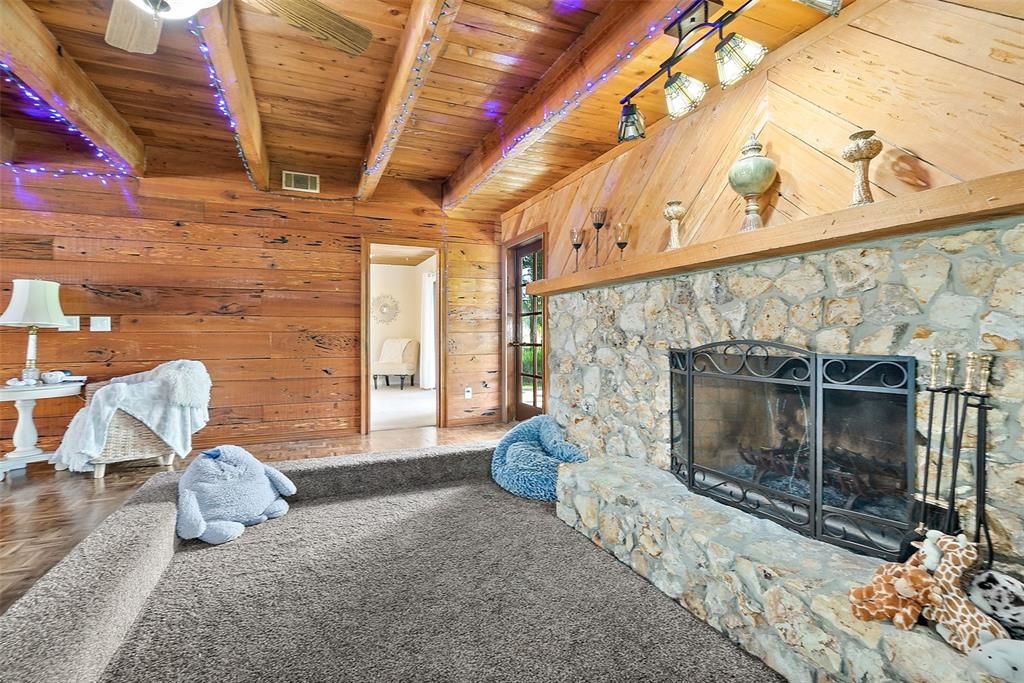 En Venta: $990,000 (6 camas, 4 baños, 6286 Pies cuadrados)