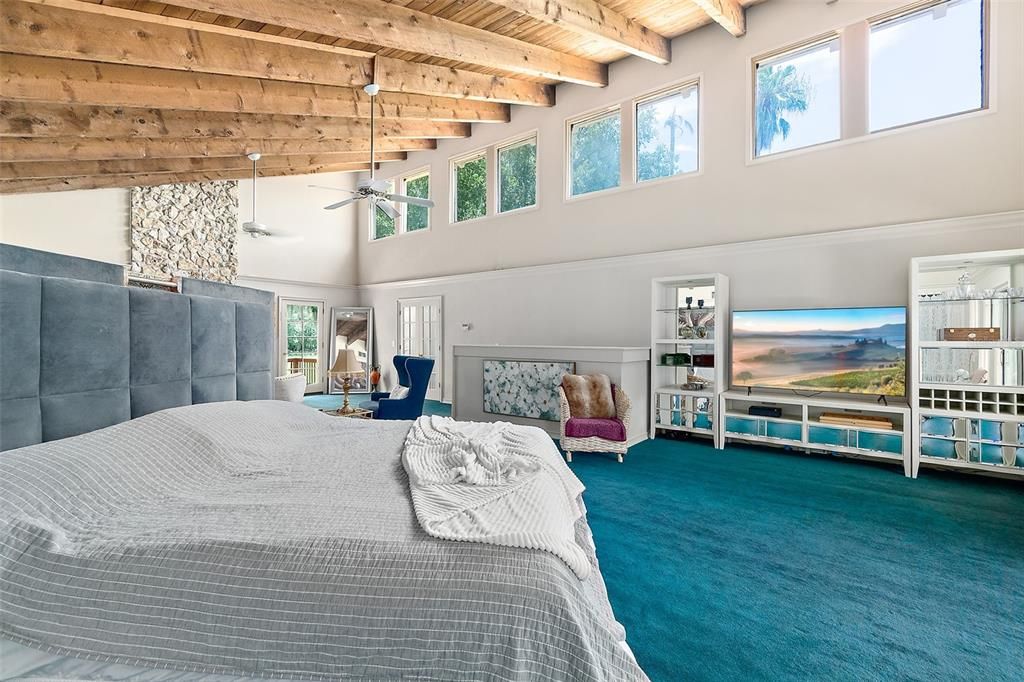 En Venta: $990,000 (6 camas, 4 baños, 6286 Pies cuadrados)