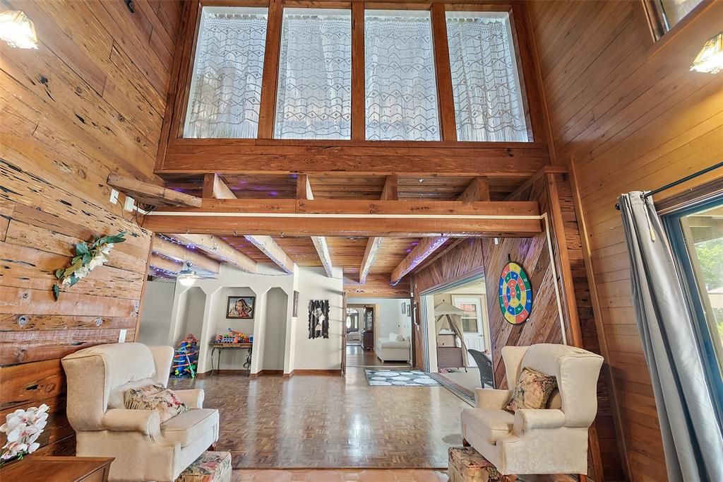 En Venta: $990,000 (6 camas, 4 baños, 6286 Pies cuadrados)