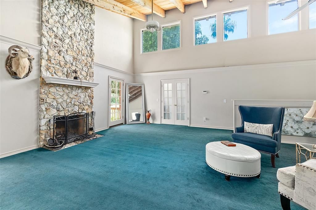 En Venta: $990,000 (6 camas, 4 baños, 6286 Pies cuadrados)